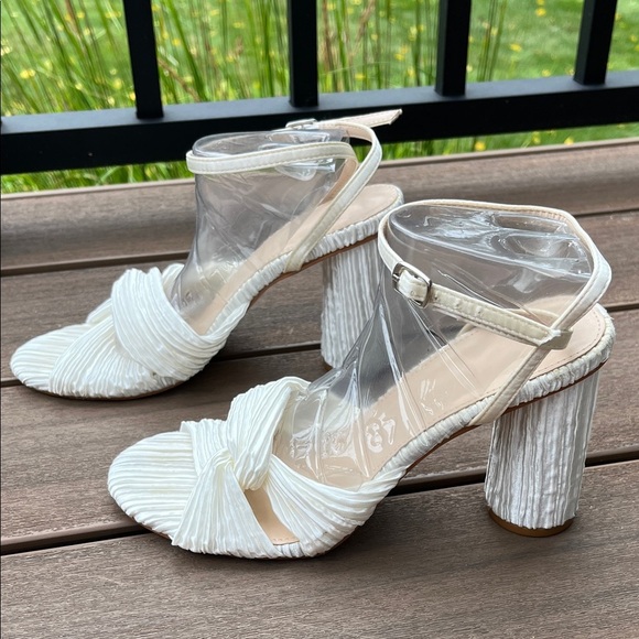 Ruffled Twist Top Fabric Covered White Women's Heeled Sandals - Size 7.5 - Picture 1 of 13
